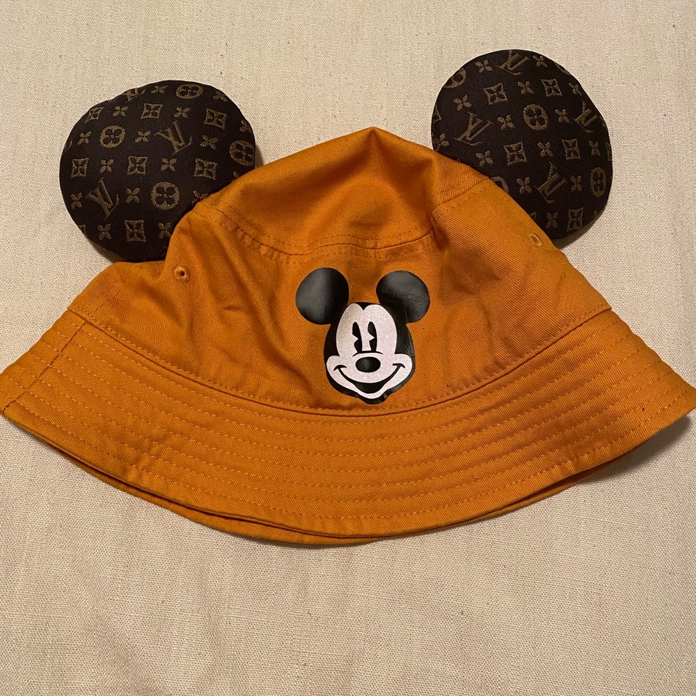 Mickey Mouse LV Bucket Hat (one size)